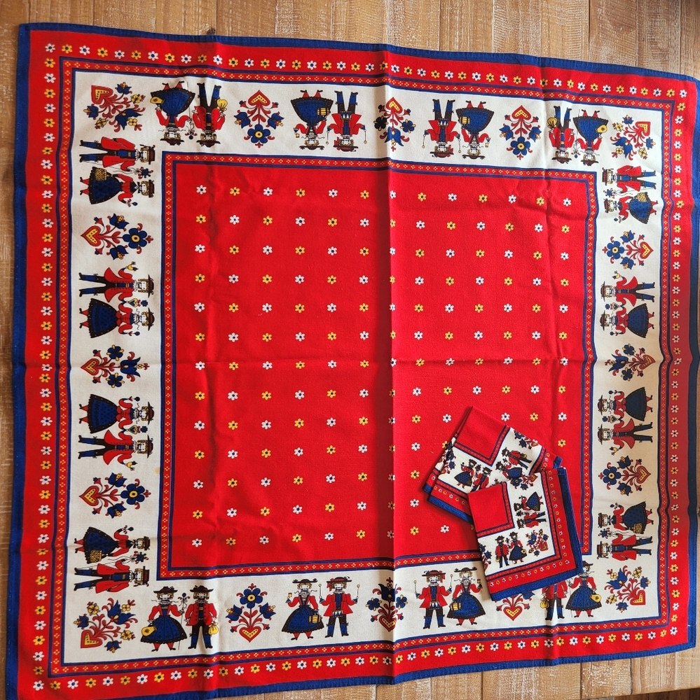 Kolf Folk Art Austria / Scandinavian Tablecloth 34" X 30.5"; 2 Napkins
